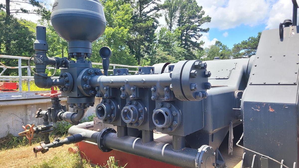 Used 2005 Gardner Denver PZ9 Mud Pump