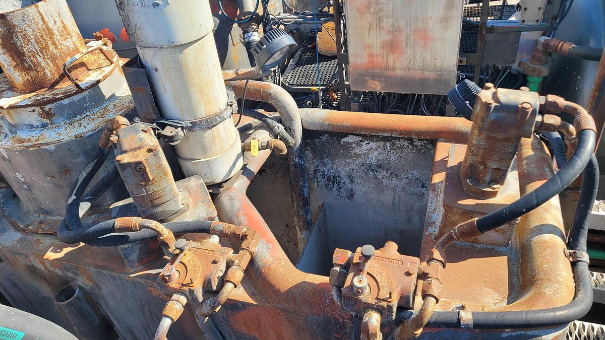 Used 2008 International Cement Pumper