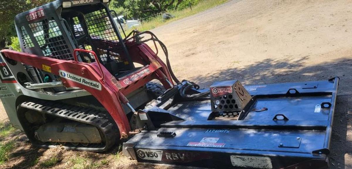 Used 2019 TAKEUCHI TL8W TRACK SKID STEER