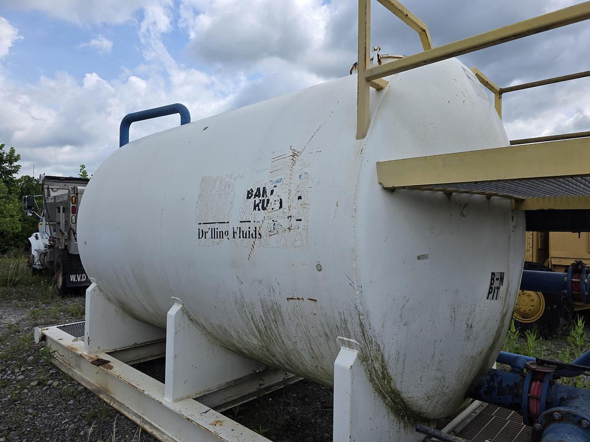 Used Baker Hughes 200 BBL Mix Plant