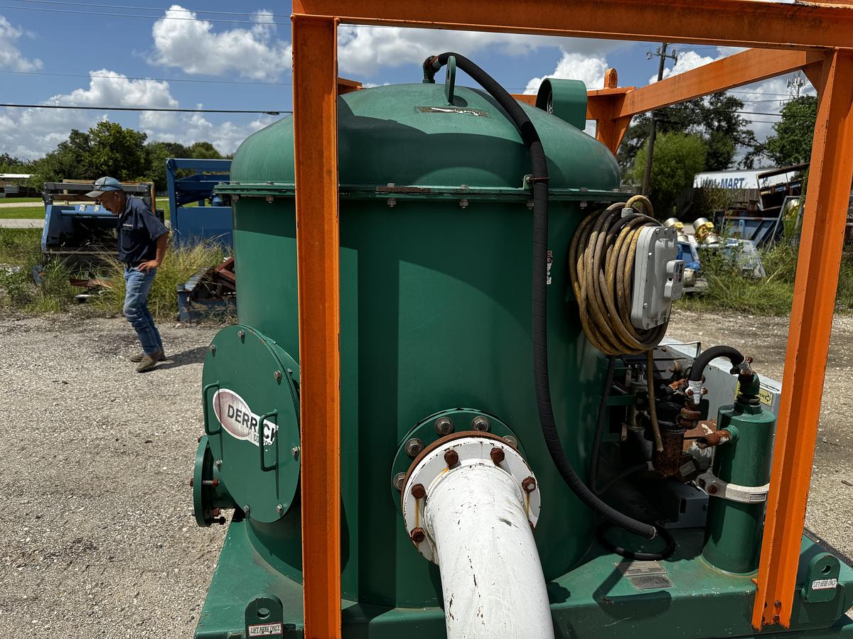 Used Derrick Vacu-Flo 1200 Vacuum Degasser