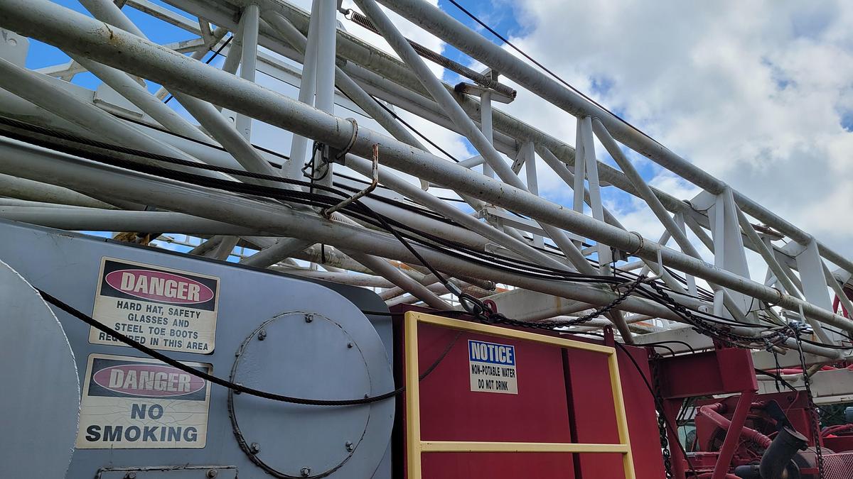 Used 2005 Lanco 750 Workover Rig