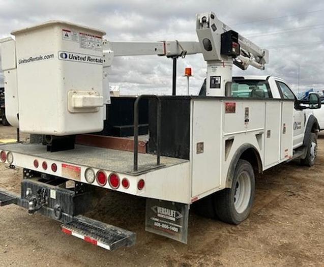 Used 2019 Ford F-550 40ft Bucket truck