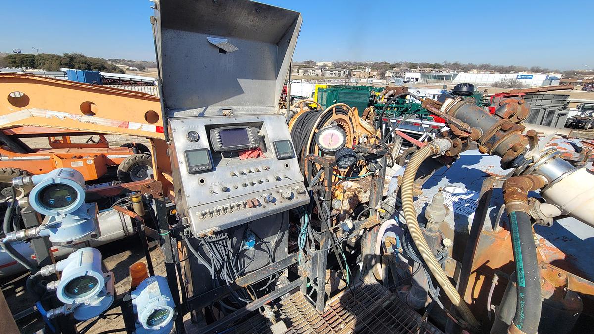 Used 2008 International Cement Pumper