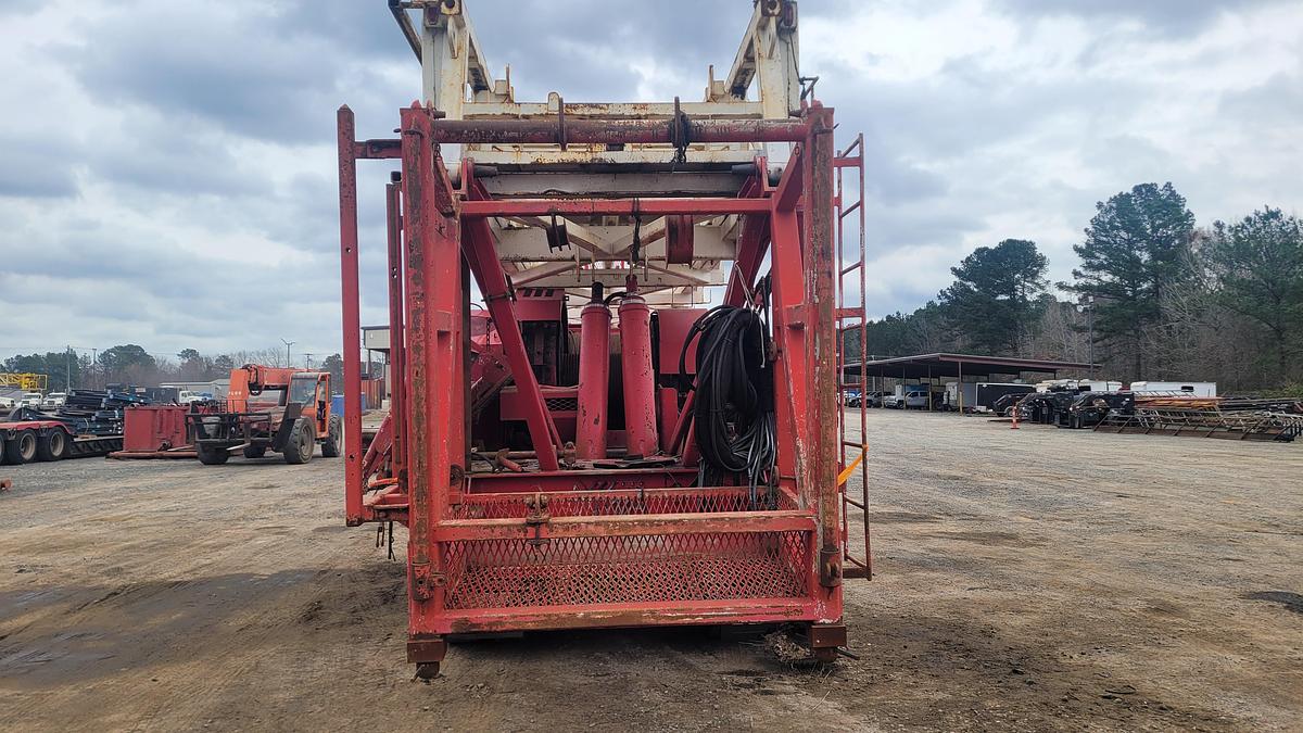 Used 2008 NOV 5C Workover Rig