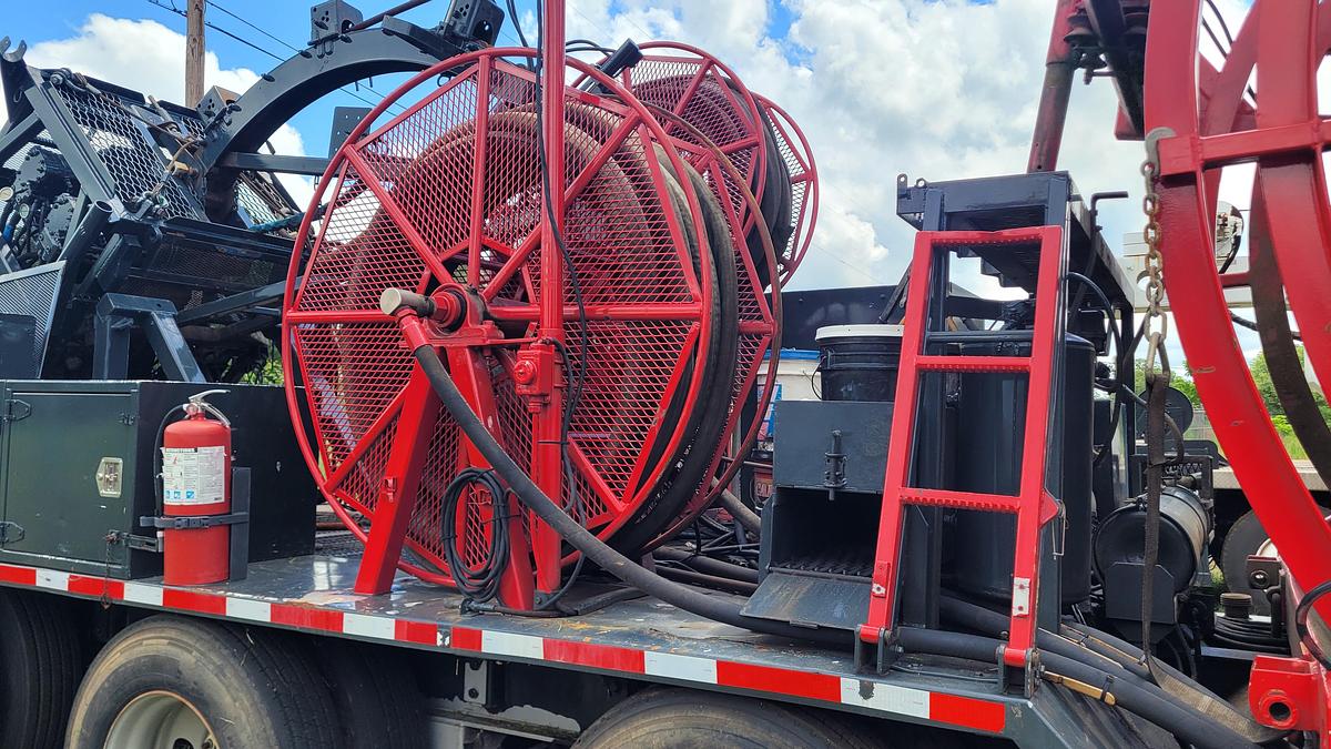 Used 2003 NOV Hydra Rig Coiled Tubing Unit