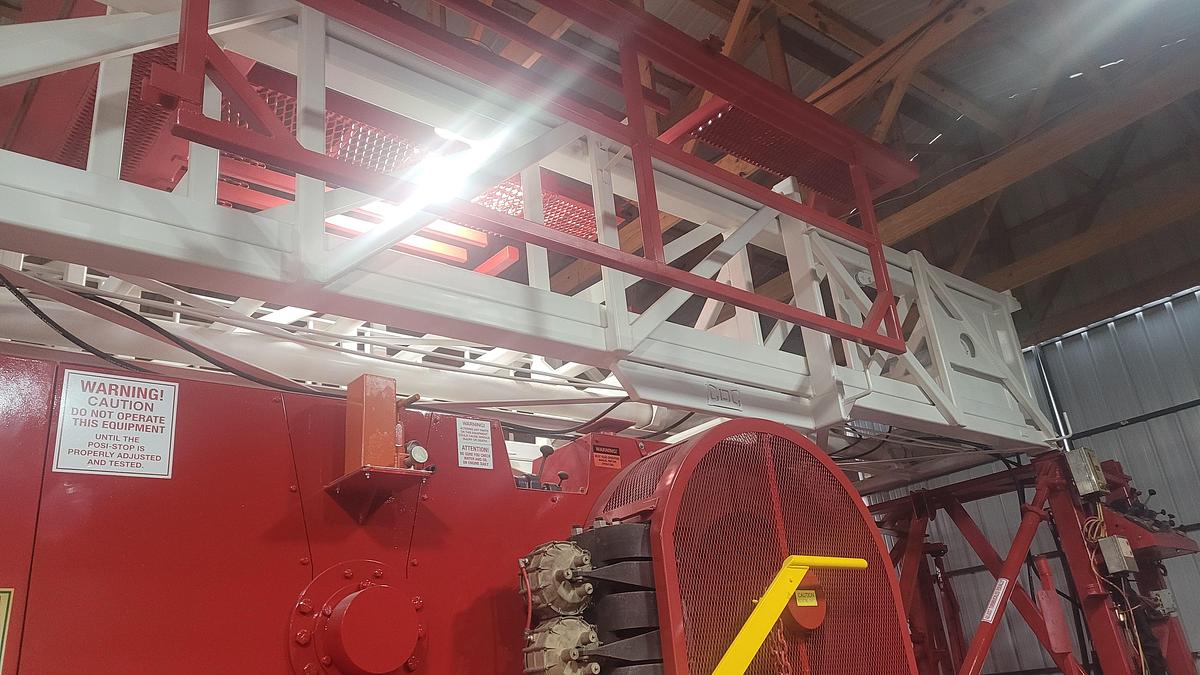 Refurbished Cameron 550 Workover Rig