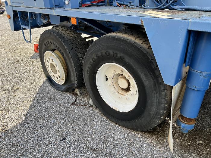 Used 2006 SJ Petro XJ400 Workover Rig