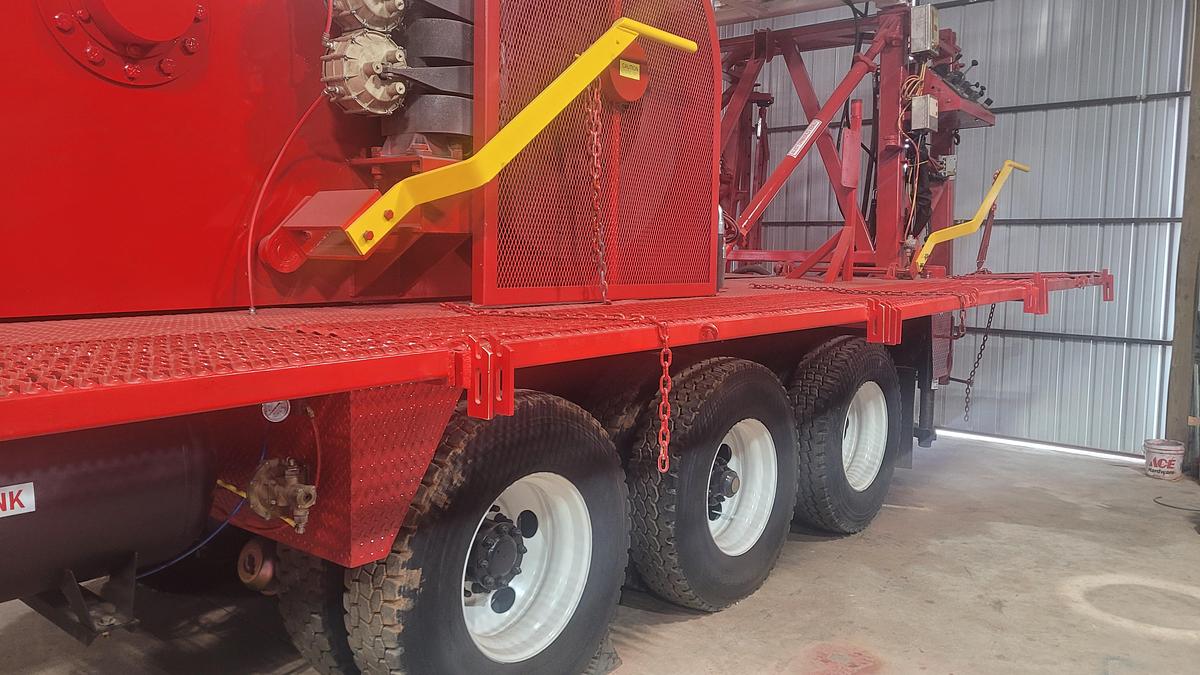 Refurbished Cameron 550 Workover Rig