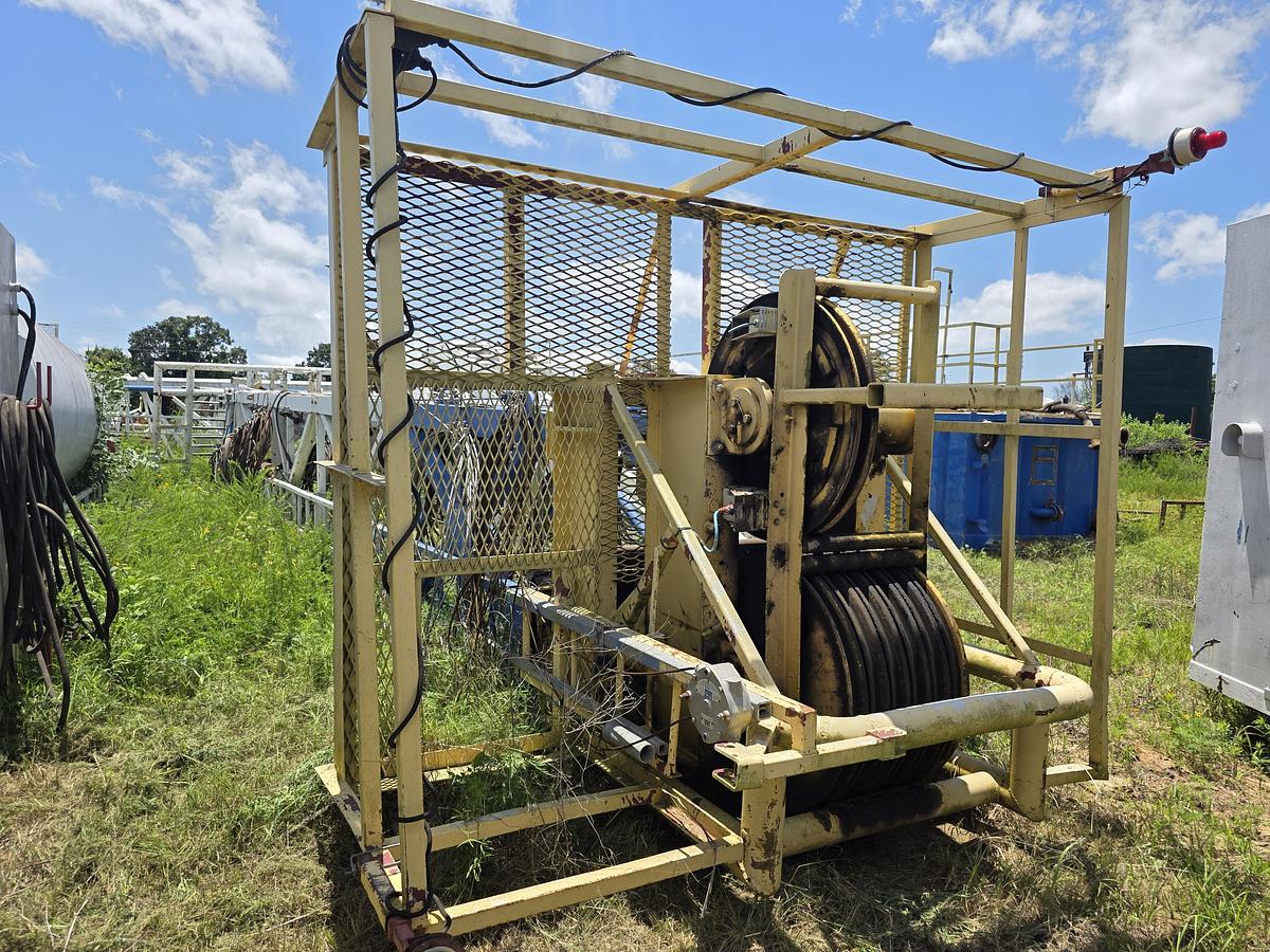 Used Skytop Brewster N-46 900 HP Drilling Rig