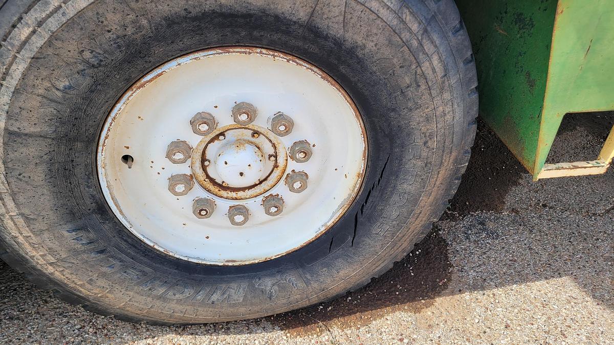 Used 1980 Franks 300 Workover Rig