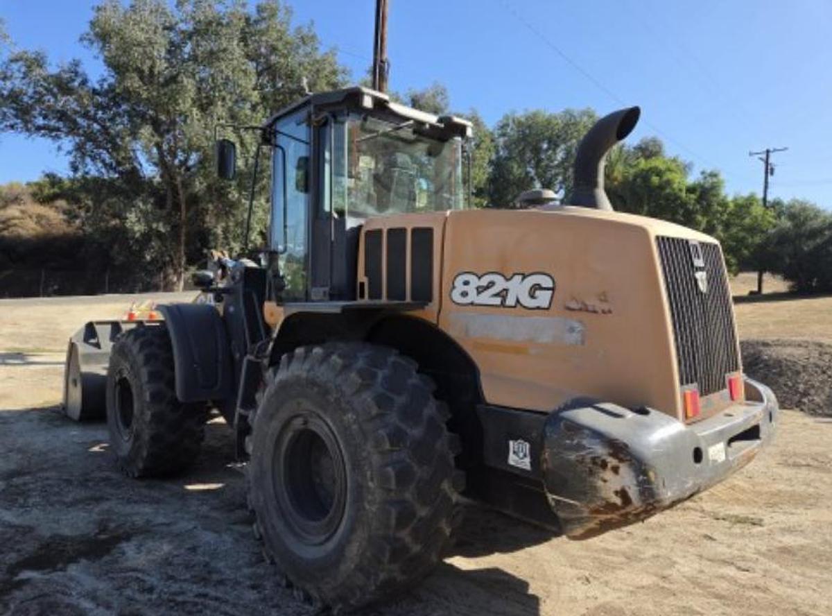 Used Case 821G 4 yard wheel loader