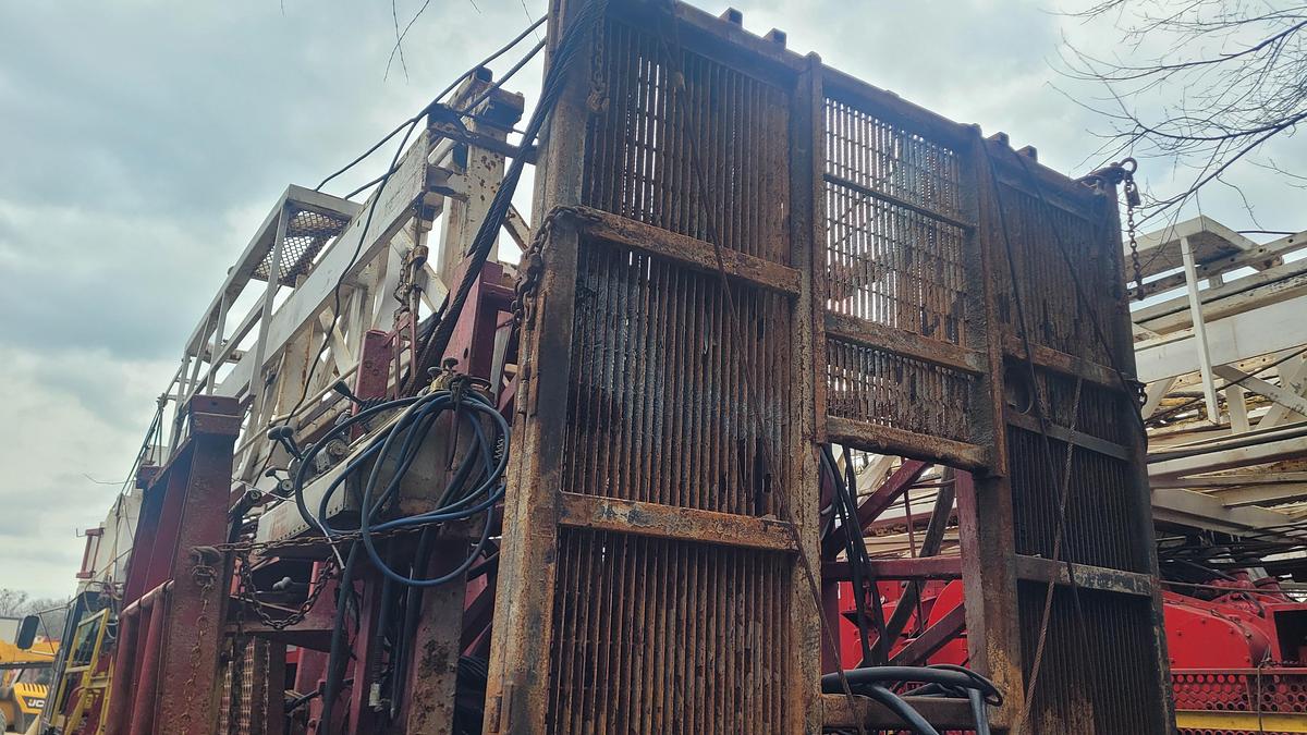 Used 2012 Cooper 550DD Workover Rig