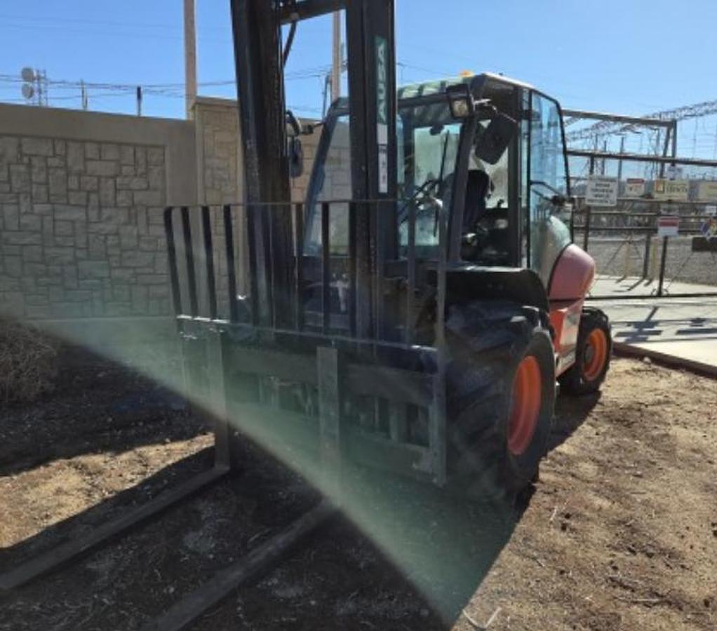 Used 2021 AUSA C401HX4 8,000Lbs forklift