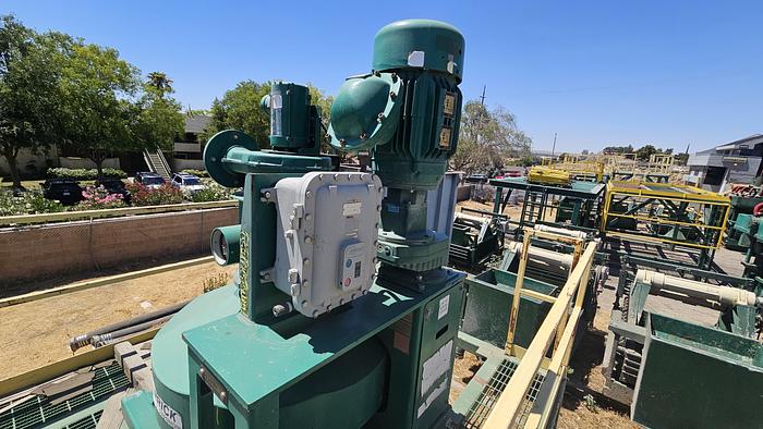 Used Derrick Vacuum Degasser