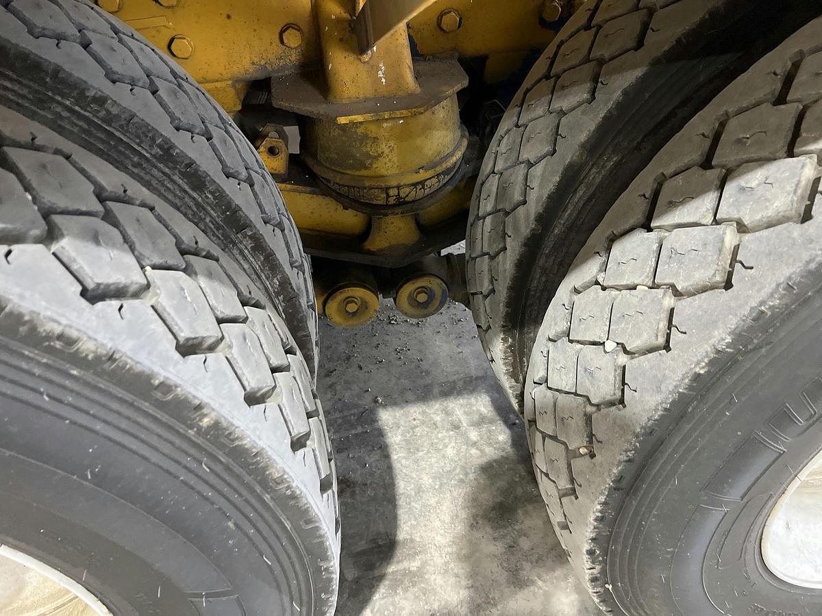 Used 2014 Western Star Bodyload Cement Double Pumper