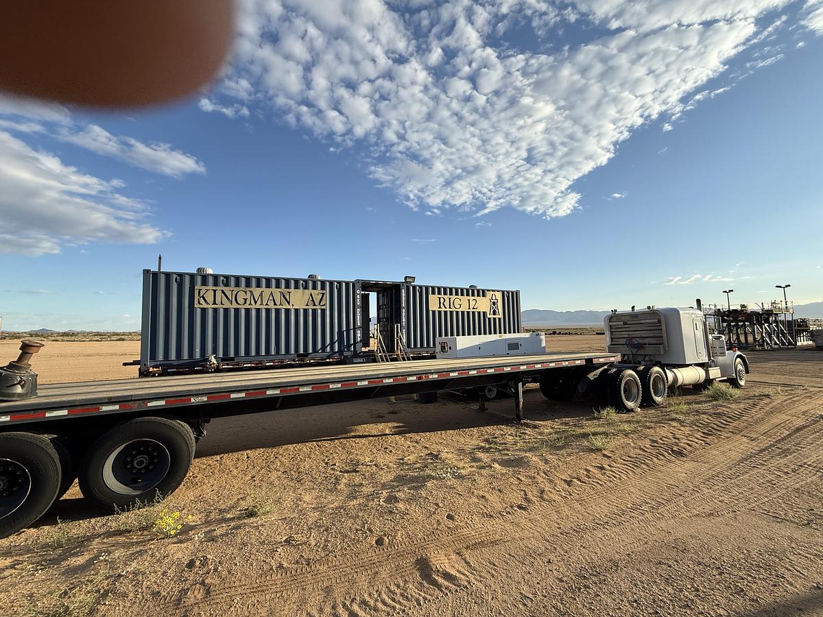 Used Hopper 102' X 260,000 #