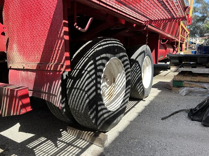 Used 1982 Franks Explorer 300 Carrier