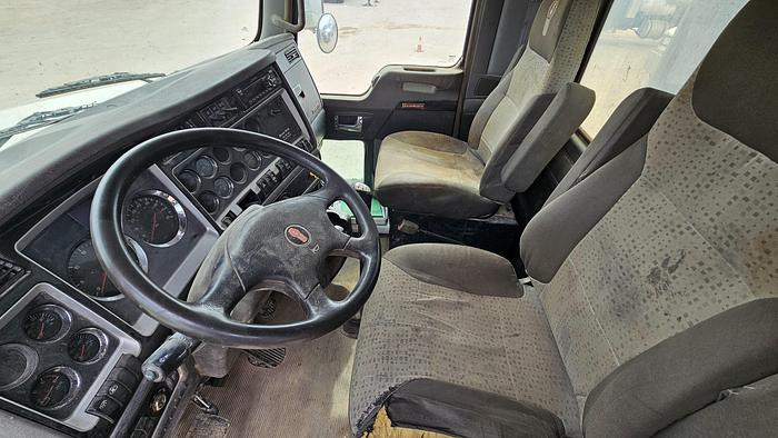 Used 2015 Guzzler Vacuum Excavator Truck