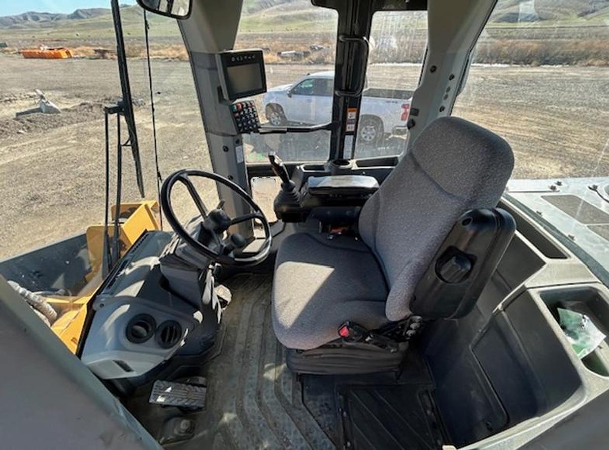 Used 2019 DEERE 544L 3 YARD WHEEL LOADER