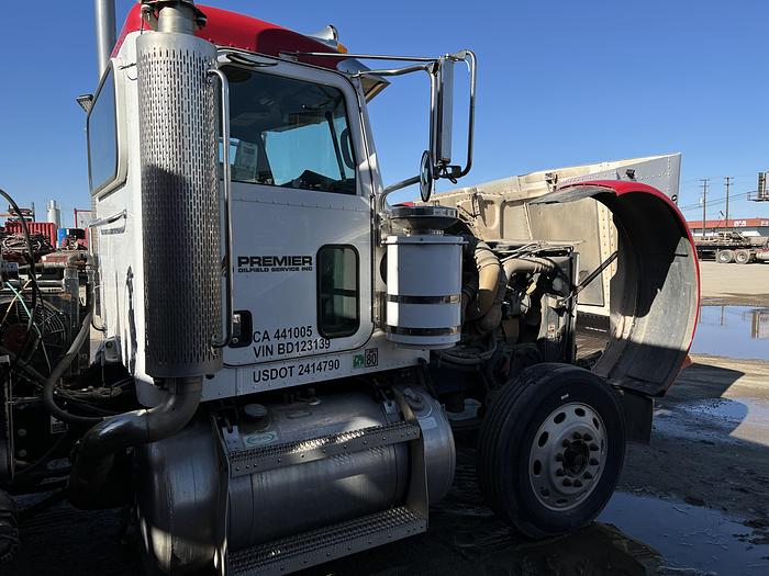 Used 2006 Peterbuilt Kill Truck