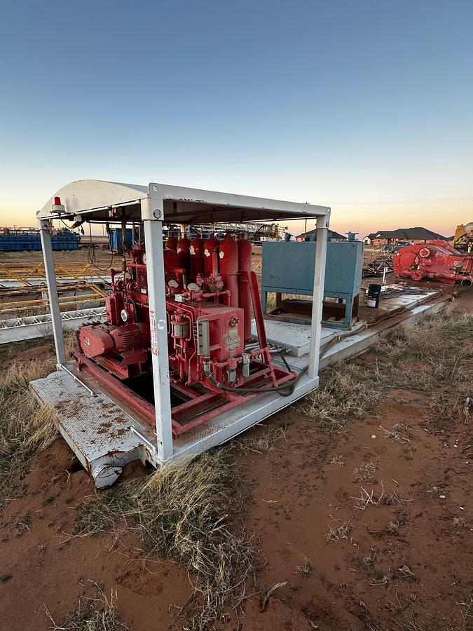 Used 2008 NOV 5C Workover Rig