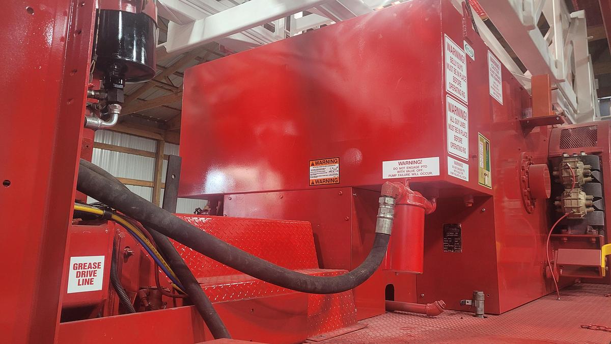 Refurbished Cameron 550 Workover Rig