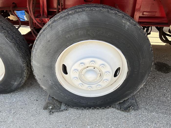 Used 1982 Franks Explorer 300 Carrier