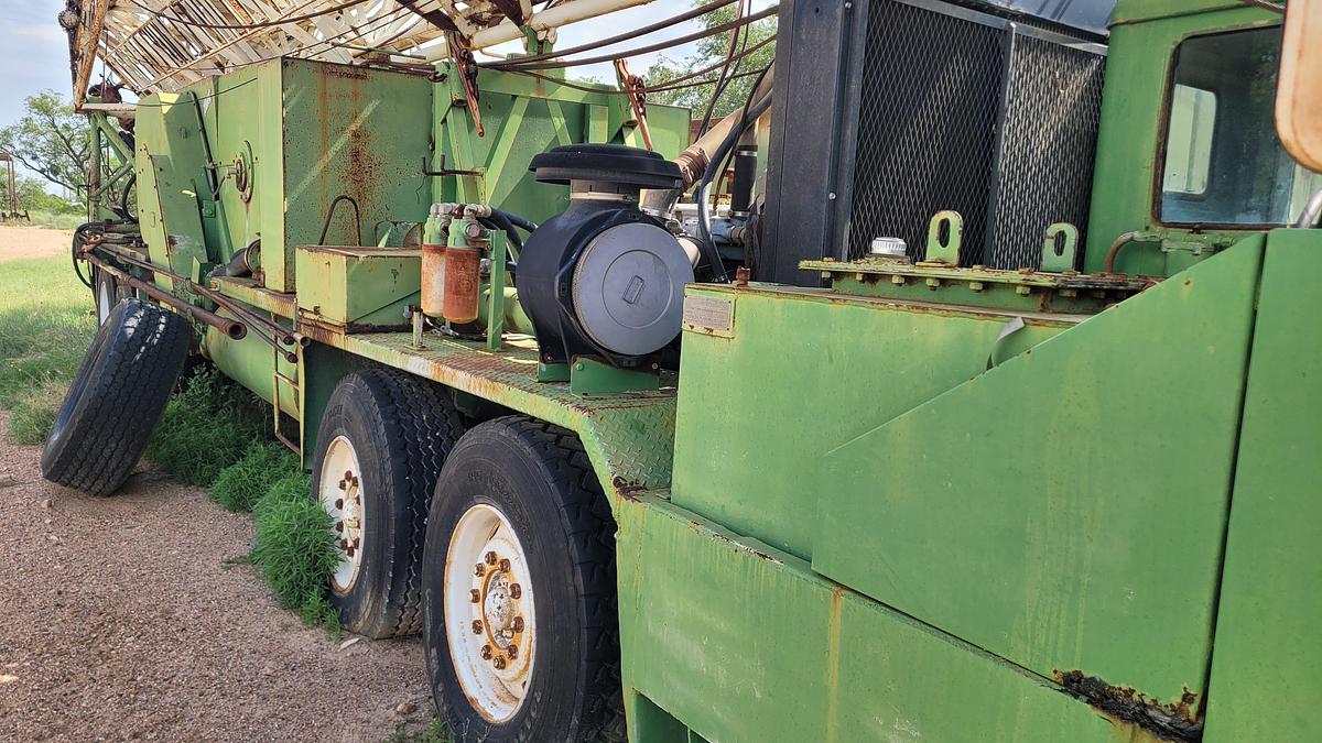 Used 1980 Franks 1287 Workover Rig