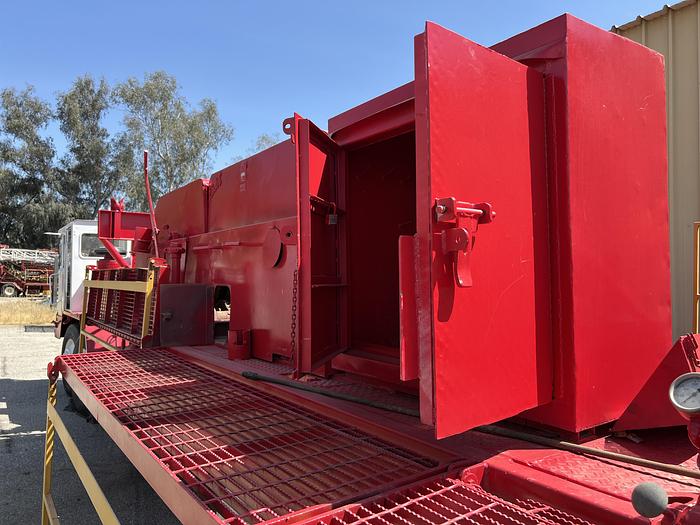 Used 1982 Franks Explorer 300 Carrier