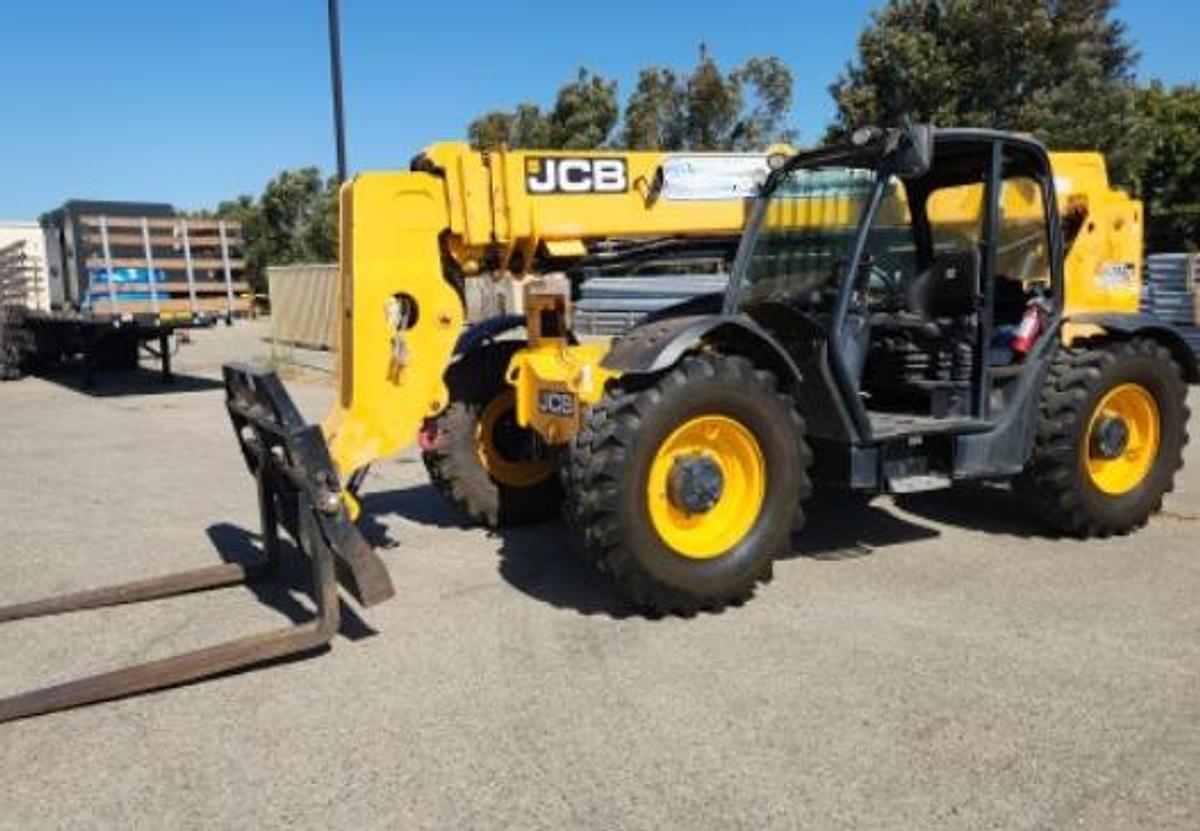 Used 2017 JCB 507-42 Variable Reach Forklift – 1,691 HOURS