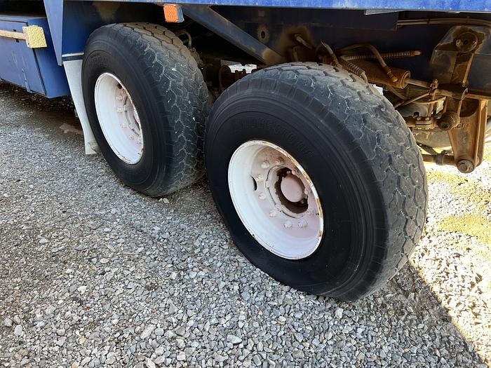 Used 2006 SJ Petro XJ400 Workover Rig