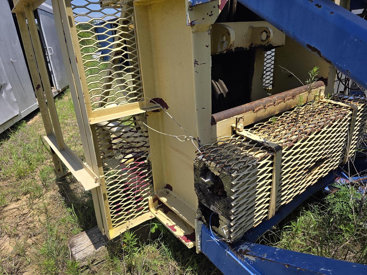 Used Skytop Brewster N-46 900 HP Drilling Rig