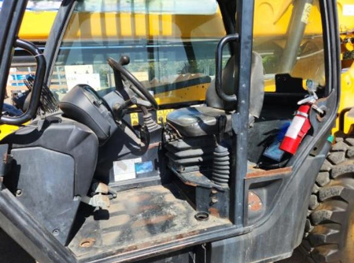 Used 2017 JCB 507-42 Variable Reach Forklift – 1,691 HOURS