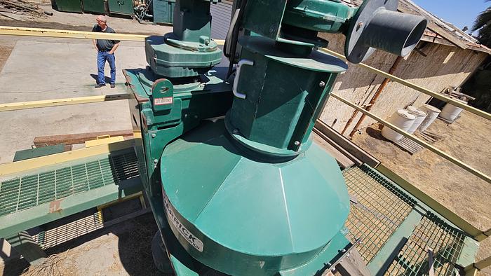 Used Derrick Vacuum Degasser