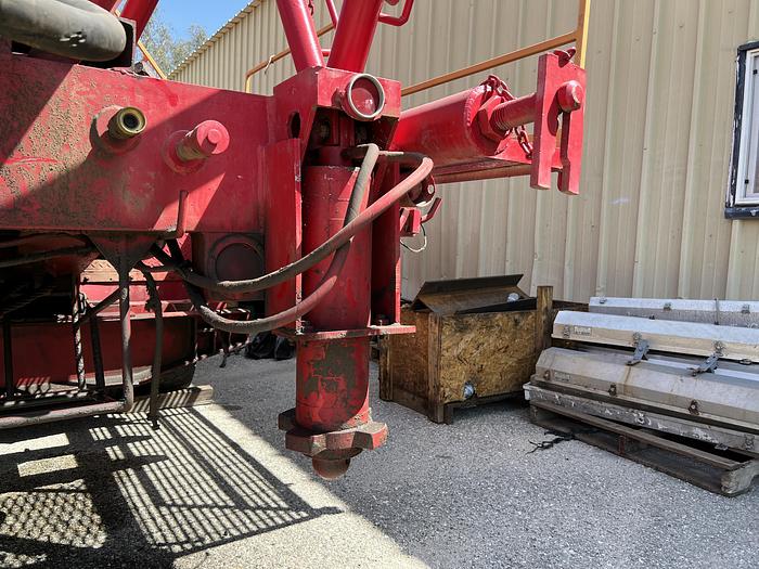 Used 1982 Franks Explorer 300 Carrier