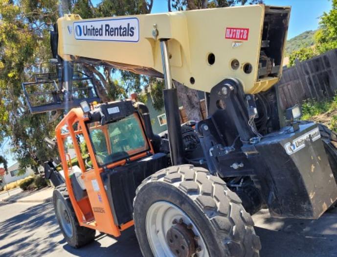 Used 2015 JLG 12k Reach Forklift G12-55A
