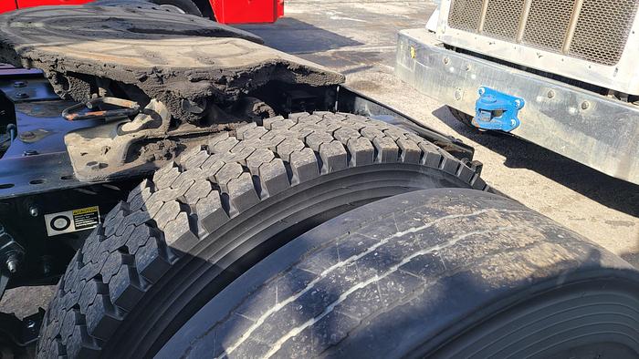 Used 2015 Peterbilt 382