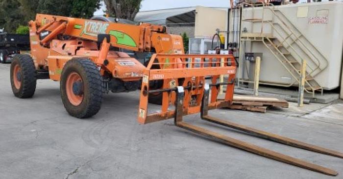 Used Reach lift 10,000 Lbs XTREME 10K