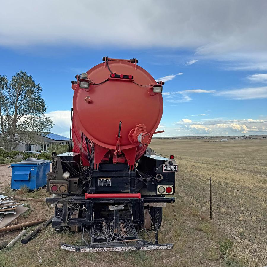 Used 2003 Guzzler Vacuum Excavator Truck