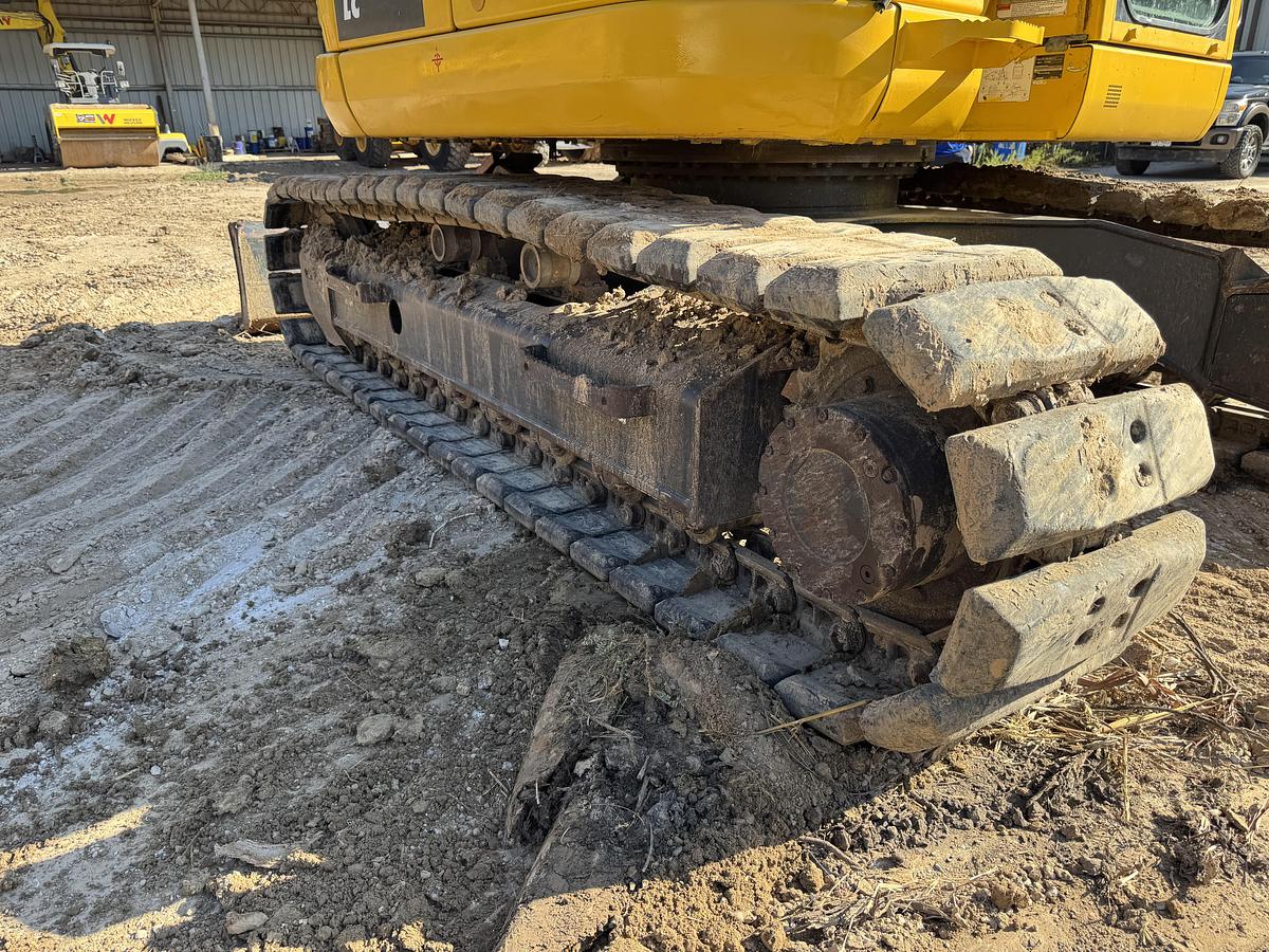 Used 2022 KOMATSU PC138-11