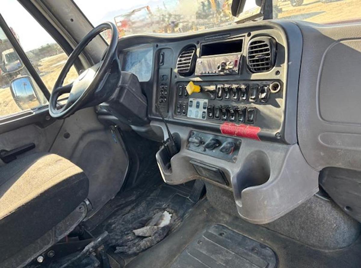 Used 2019 Freightliner 4,000 Gallon water truck