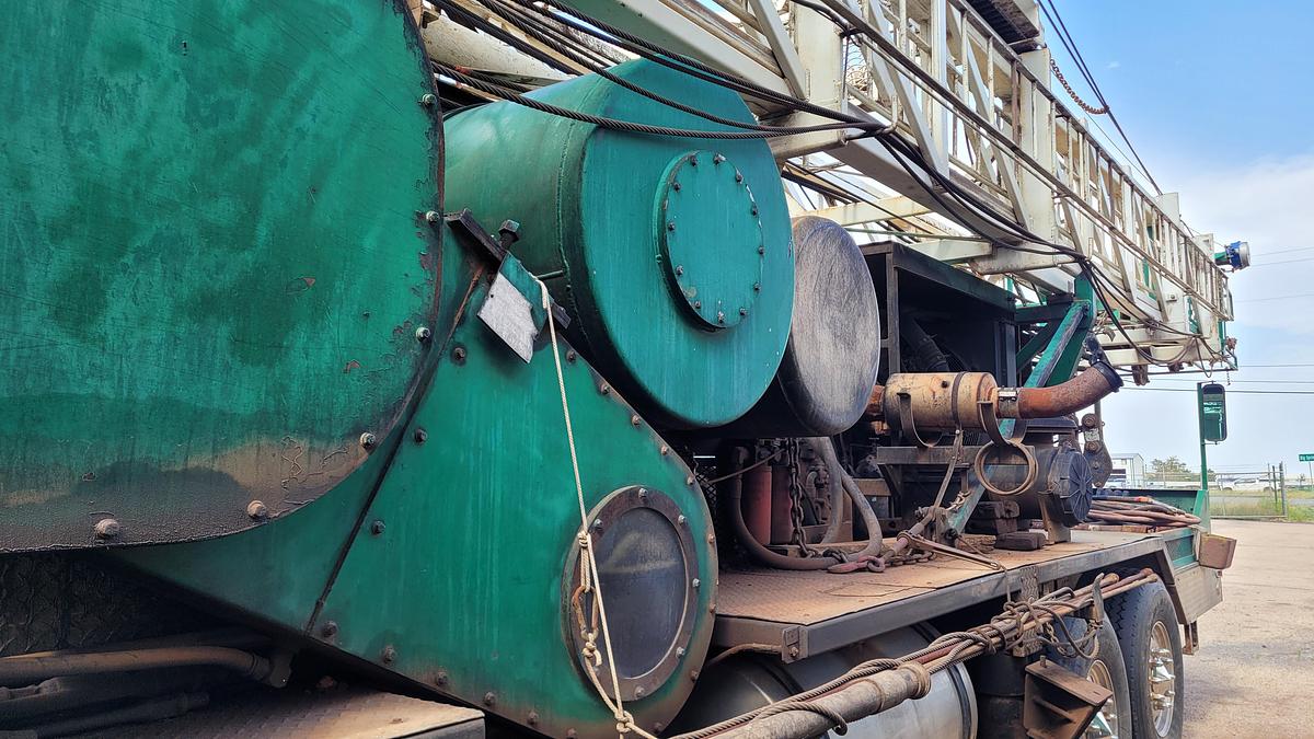 Used 2013 Rig Works Mustang 550 Workover Rig