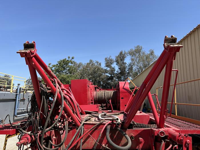 Used 1982 Franks Explorer 300 Carrier