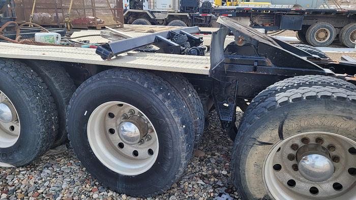 Used 2005 Kenworth T800B Winch Truck