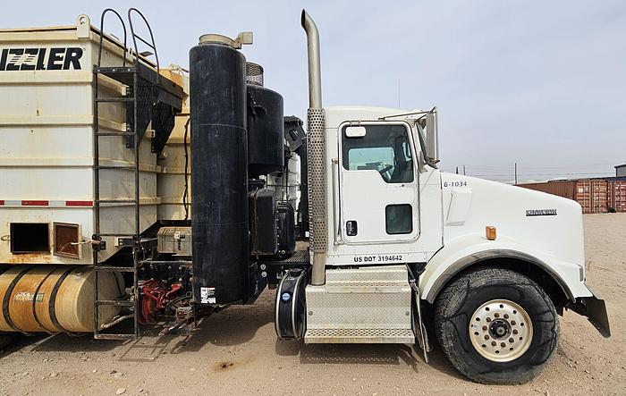 Used 2015 Guzzler Vacuum Excavator Truck