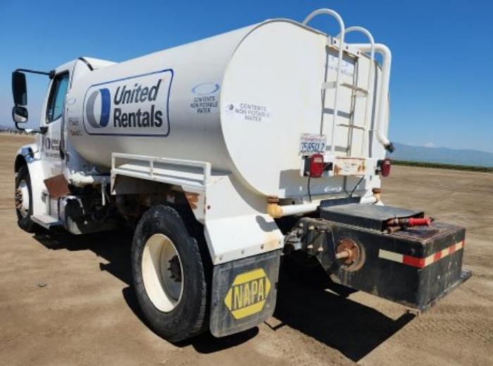 Used Water truck 2,000 Gallon