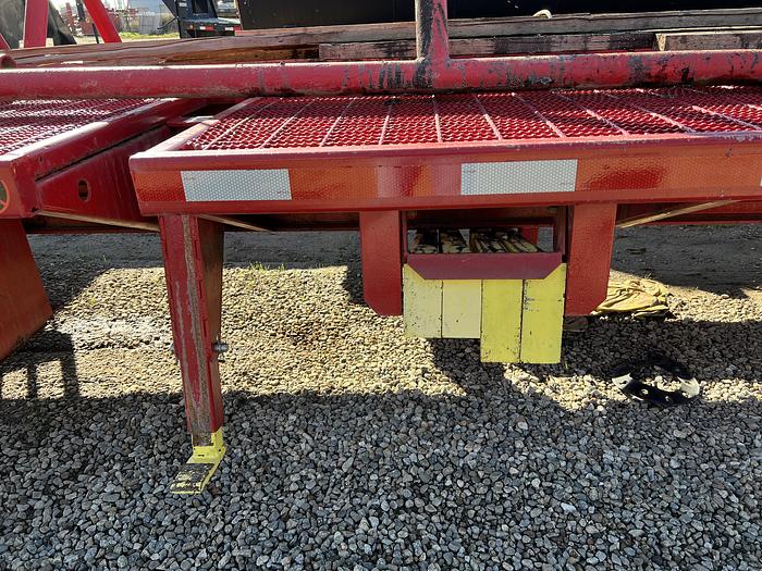 Used 2013 Hawker Pipe Handler