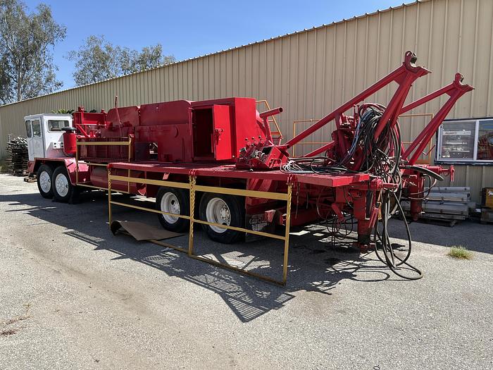 Used 1982 Franks Explorer 300 Carrier