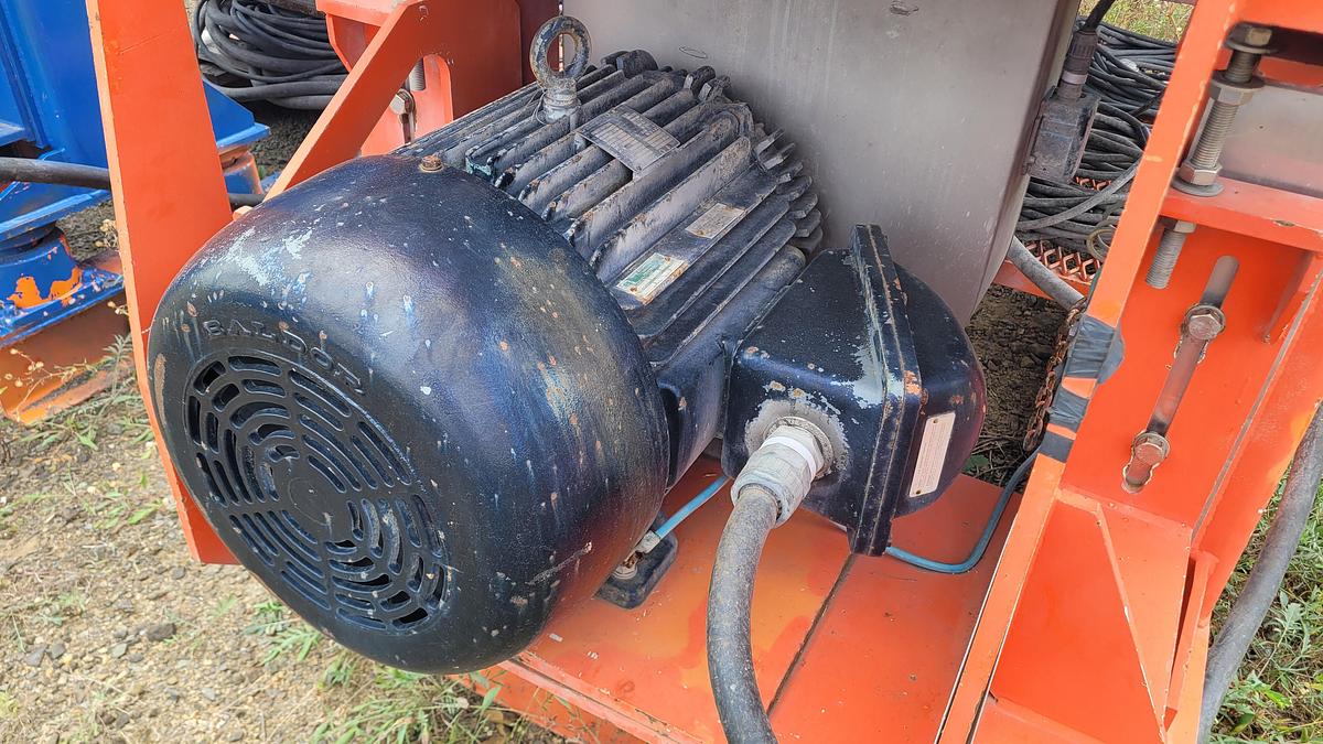 Used 2013 MI SWACO CD 500 UV Centrifuge